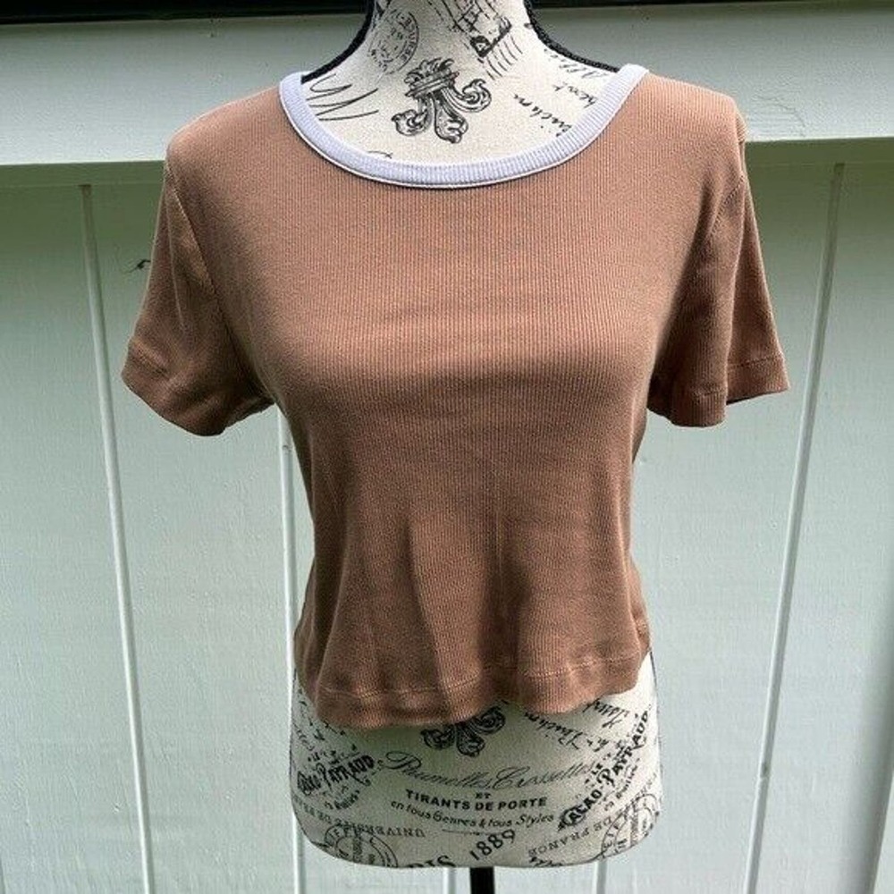 BDG Urban Outfitters brown and white shirt sleeve cropped T-shirt - Picture 2 of 10